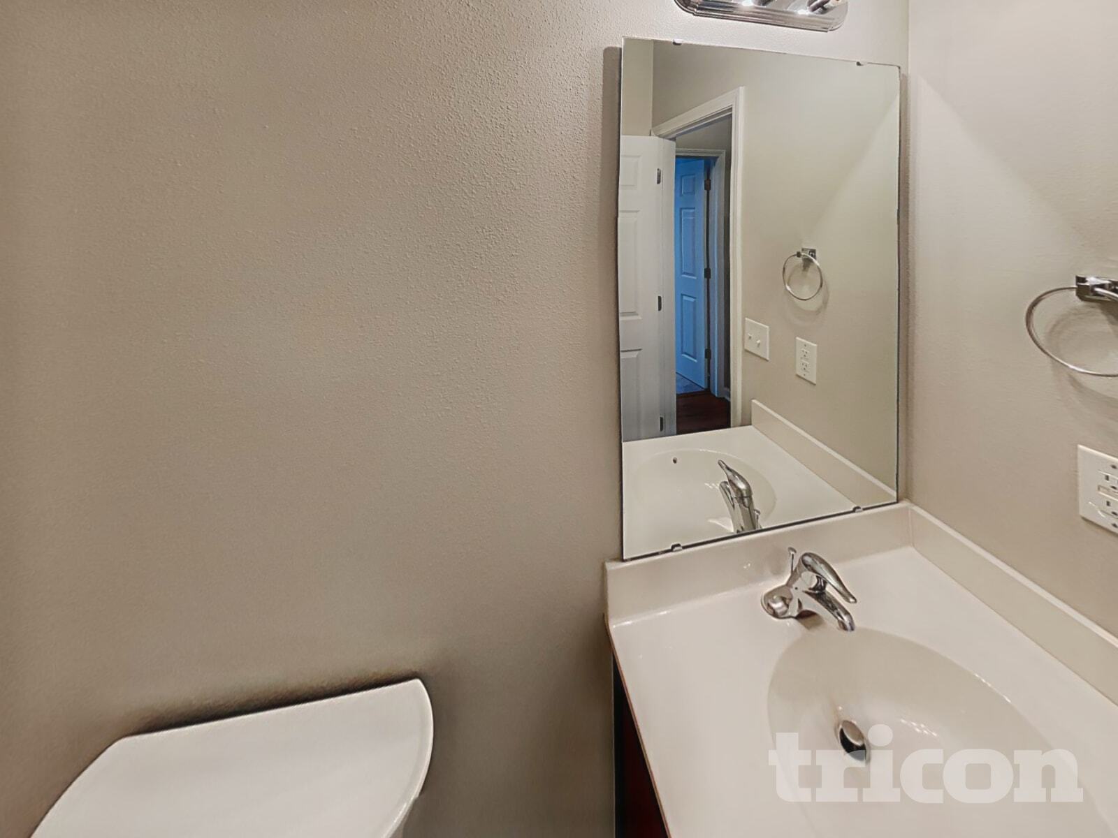 Building Photo - 401 Tortoise Ln