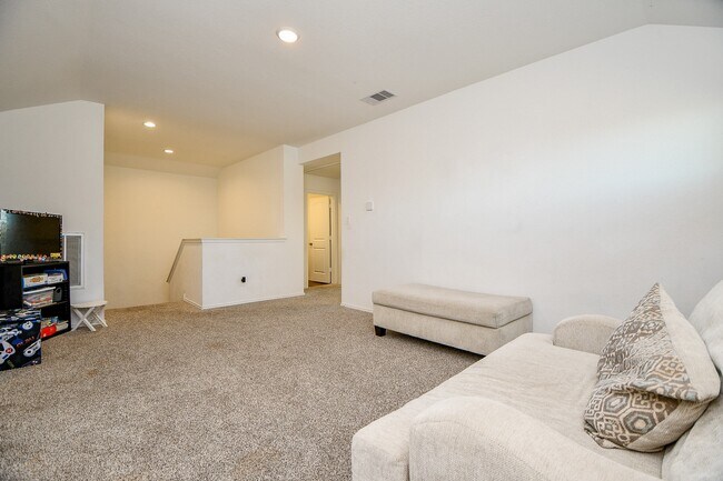 Building Photo - 21602 Zydeco Ct