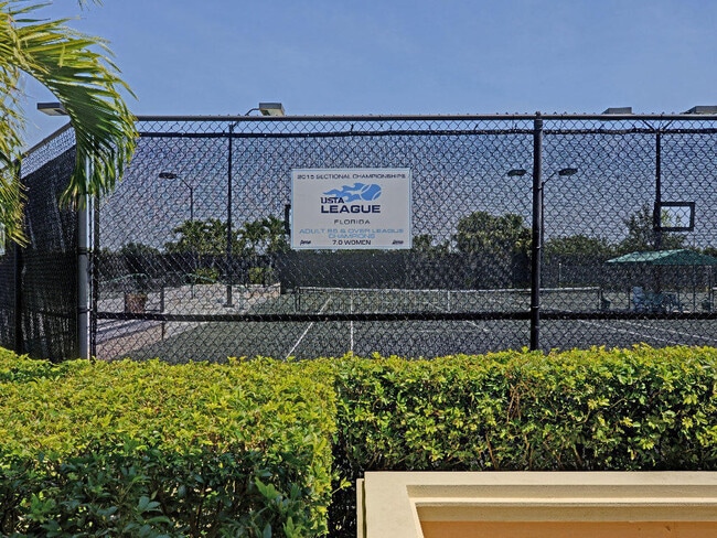 Building Photo - 1645 Baseline Ln