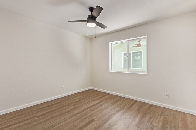 Building Photo - Newly Renovated On Broadway - Mesa!
