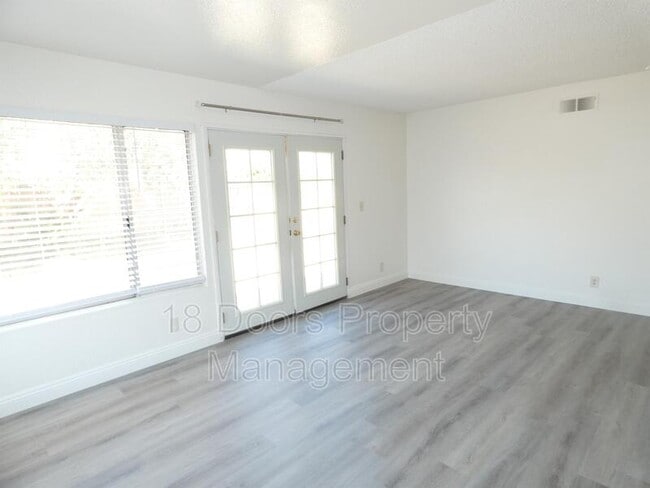 Building Photo - 10202 Trails End Cir