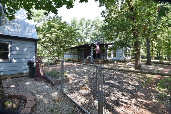 Primary Photo - 290 Co Rd 122