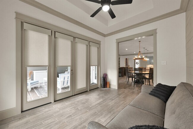 Building Photo - 2072 Laurie Darlin Dr