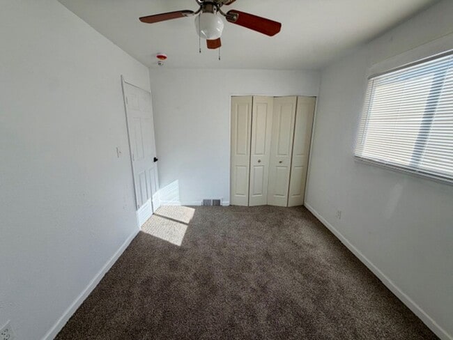 Building Photo - Updated 3 bedroom 1 bath,  home ready for Section 8 Tenant call KPM Detroit (313)429-3244