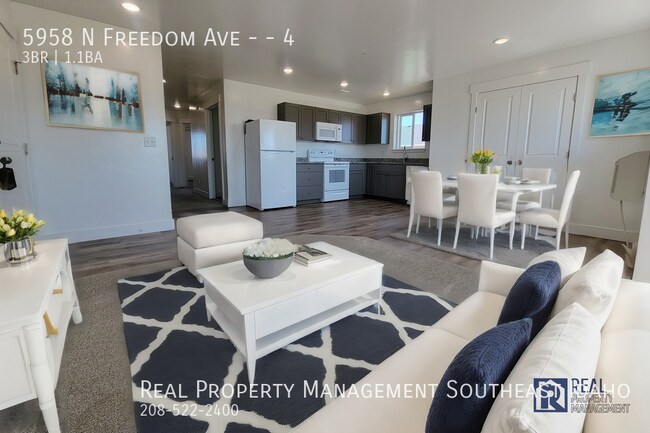 Building Photo - 5958 N Freedom Rd