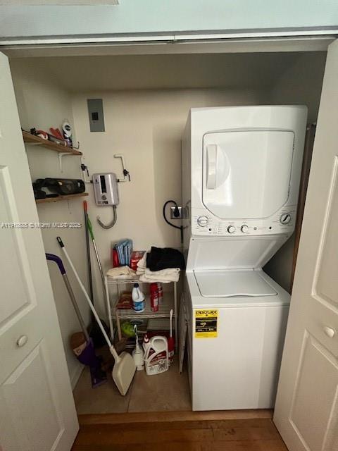 Building Photo - 223 Calabria Ave