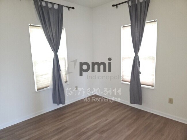 Building Photo - 5240 Castamere Dr