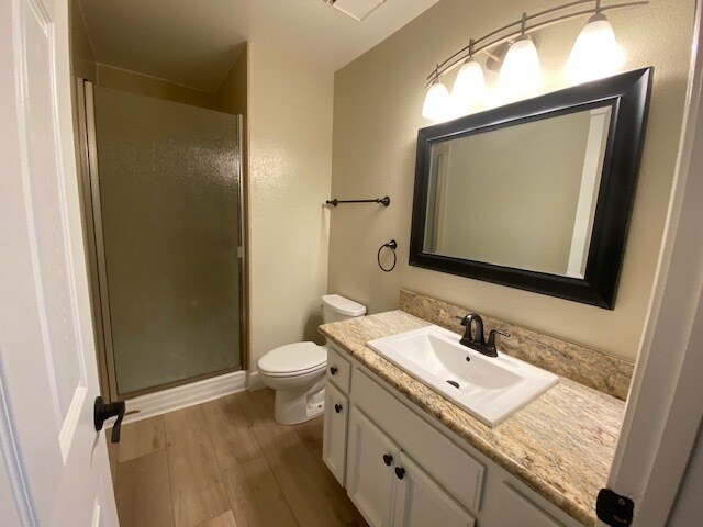 Building Photo - 13017 Lincoln Way