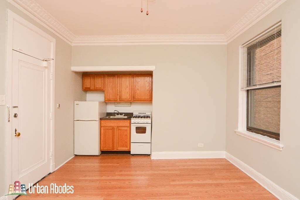 Building Photo - 3824 N Fremont St