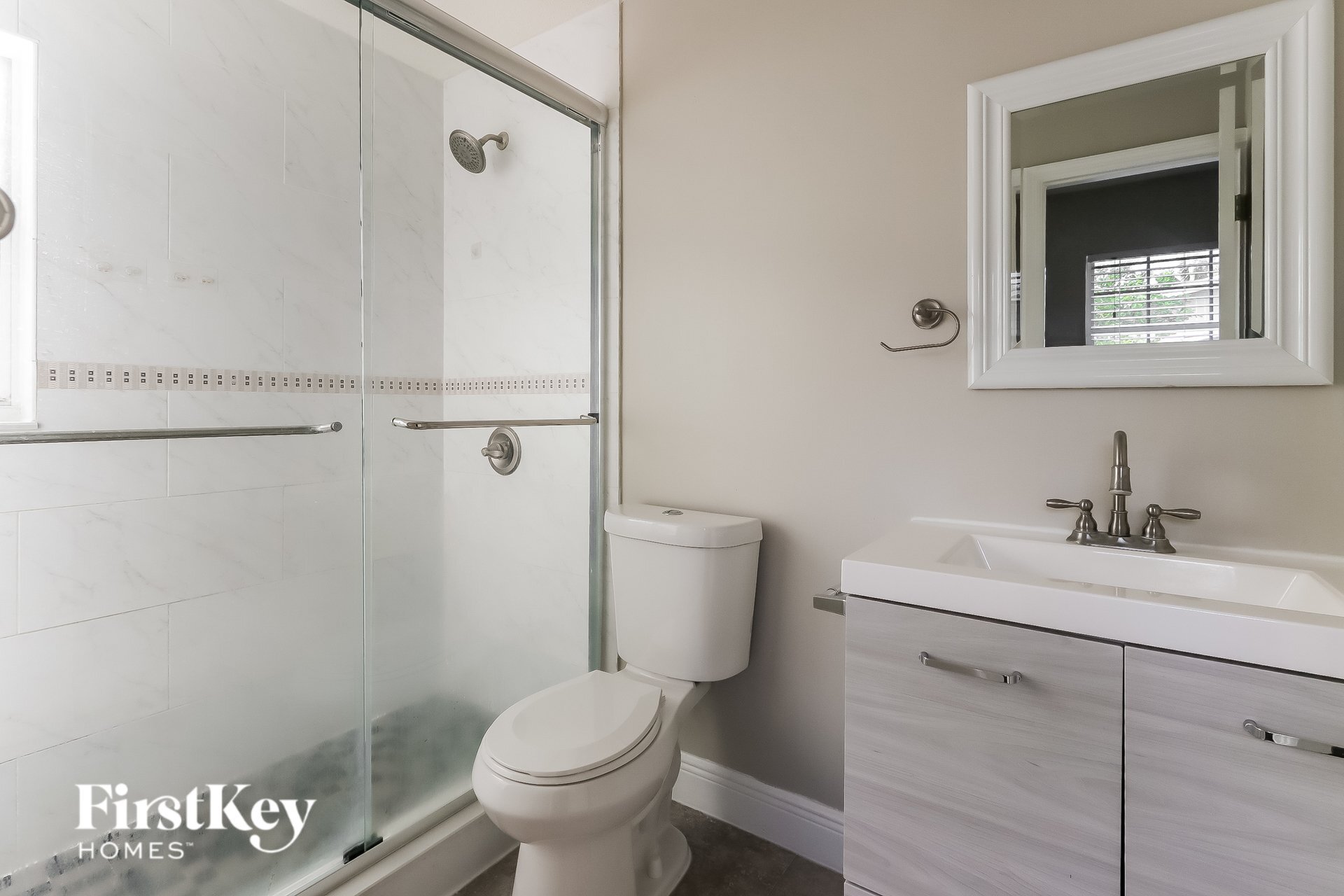 Building Photo - 1357 Drexel Rd