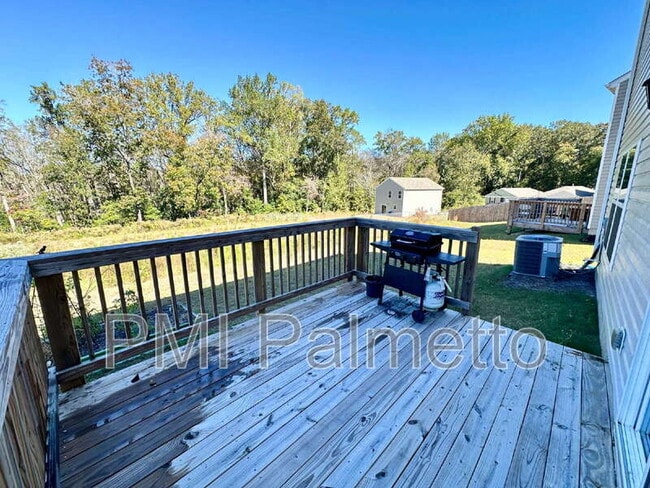 Building Photo - 412 Delahays Rd