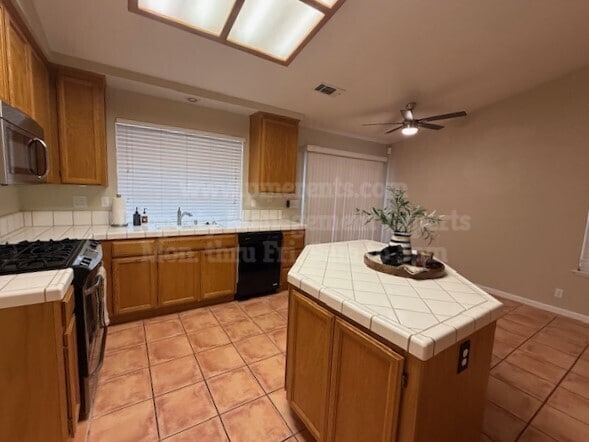 Building Photo - 9916 River Oaks Dr