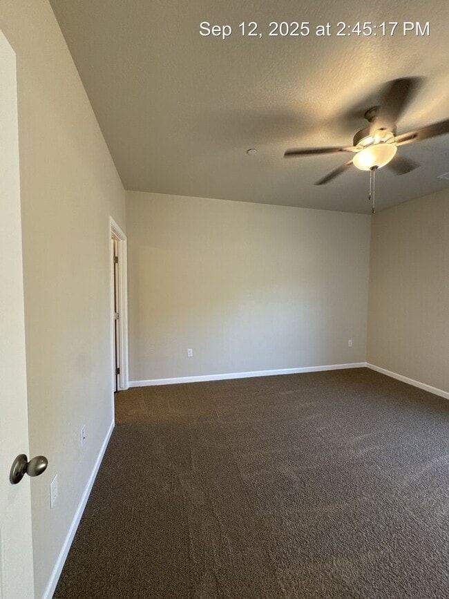 Building Photo - 4268