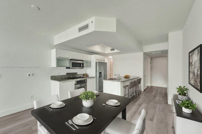 Building Photo - 888 Biscayne Blvd