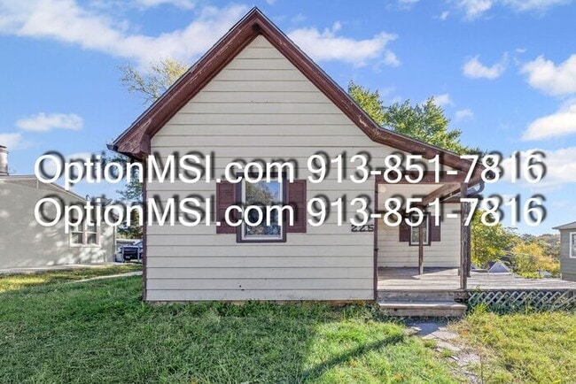 Building Photo - Move-in Ready!