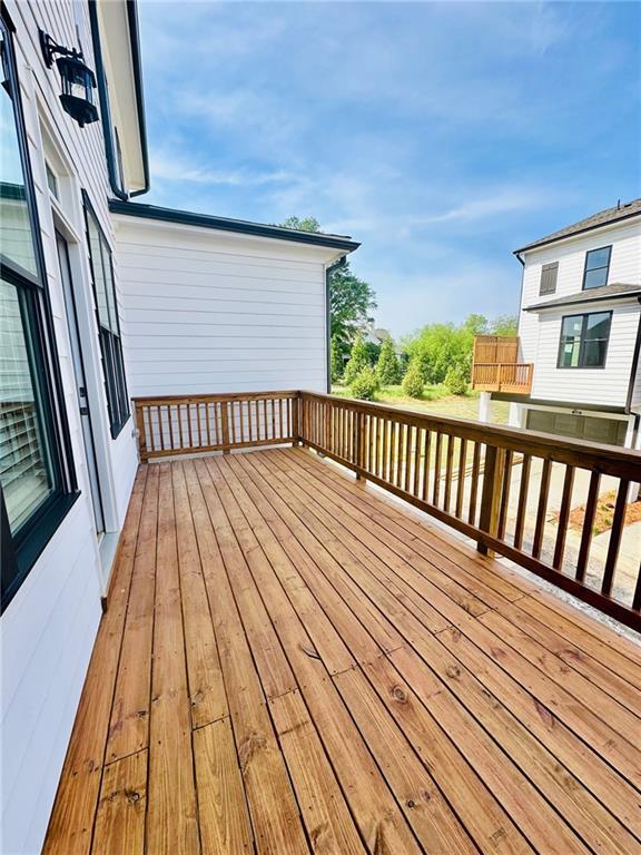 Building Photo - 512 Healy Dr