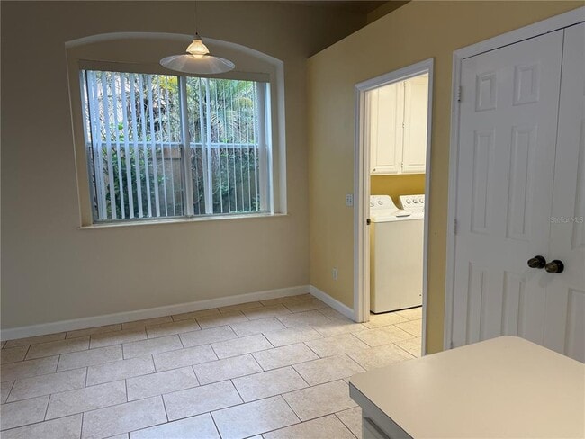 Building Photo - 14300 Dulcimer Ct