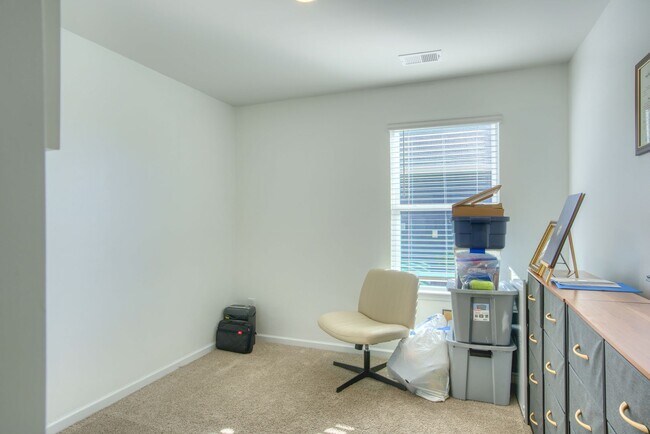 Building Photo - Charming 4-Bedroom Home in Desirable Waterside Community – Surf City, NC