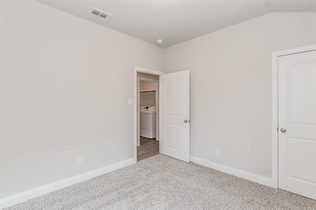 Building Photo - 4610 Sausalito Dr