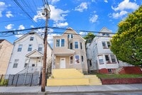Building Photo - 15 Highland Ave