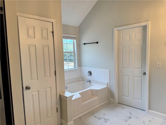 Building Photo - 4228 Defoors Farm Trail