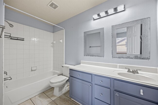 Building Photo - 1479 Allison St