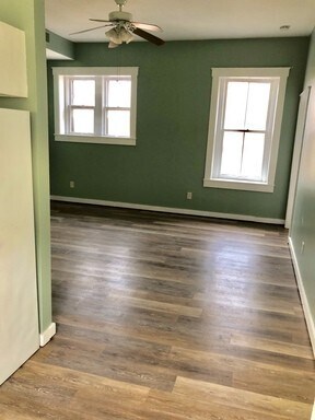 Interior Photo - 1200 So 6th St