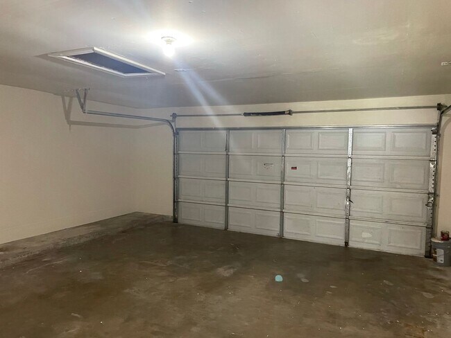 Building Photo - 3 bedroom / 2bath home in Southwest Houston.