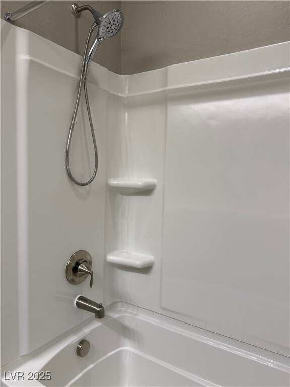 Building Photo - 304 Rezzo St