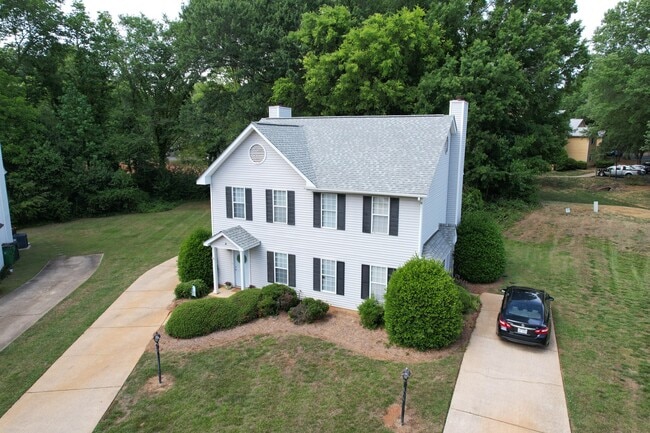 Building Photo - 813 Selwyn Oaks Ct