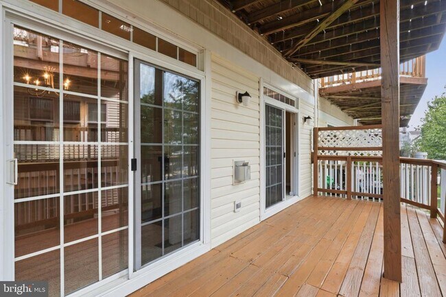 Building Photo - 1831 Cedar Cove Way