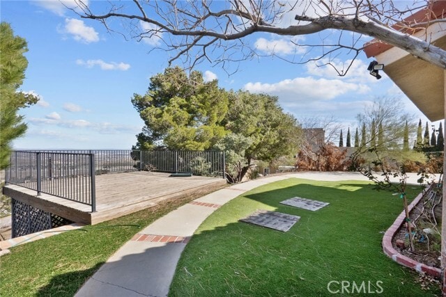 Building Photo - 1138 Lakeview Dr