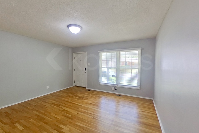 Building Photo - 11623 Altozano Ln