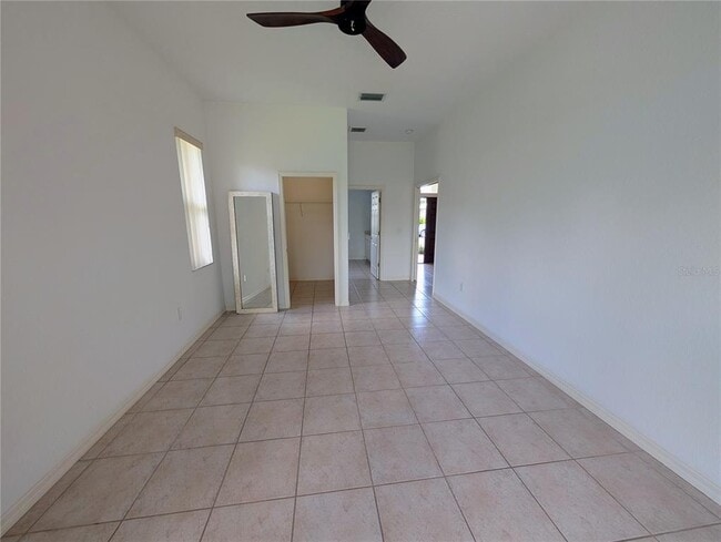 Building Photo - 3892 Canopy Way