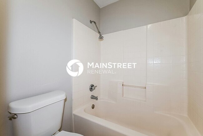 Building Photo - 3 Bedroom Pet-Friendly Home in Dallas, TX with Main Street Renewal