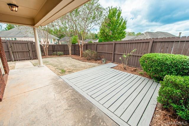 Building Photo - 8740 Lindsey Ln