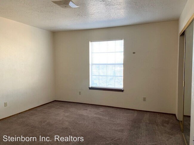 Building Photo - 2900 Los Amigos Ct