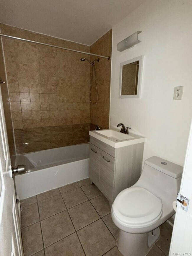 Building Photo - 459 Central Ave