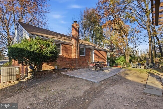 Building Photo - 7203 Arthur Dr