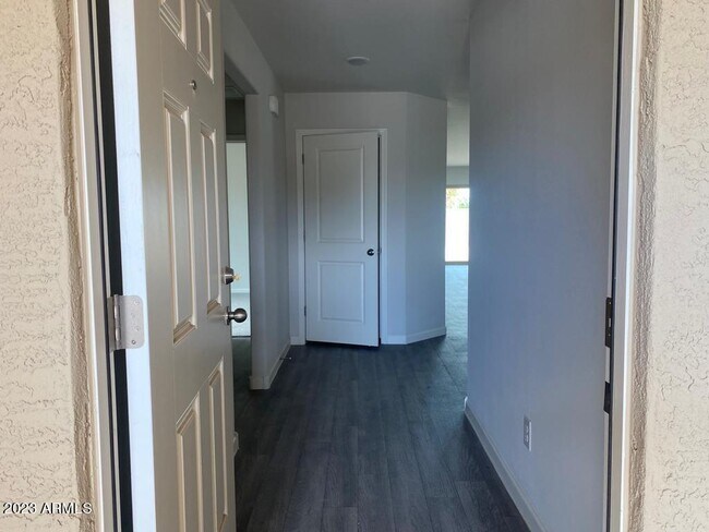 Building Photo - 2072 E Velvet Pl