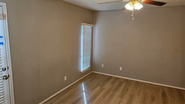 Building Photo - 3607 Duncaster Dr