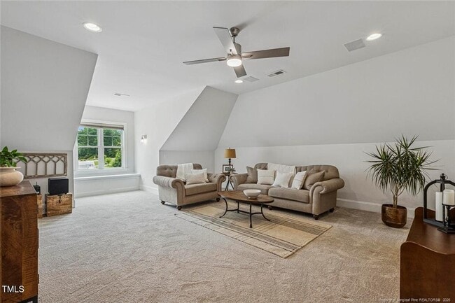 Building Photo - 2098 Amalfi Pl