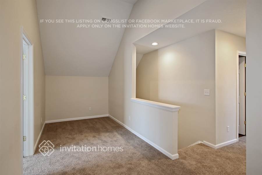 Building Photo - 11203 Pointer Ridge Dr
