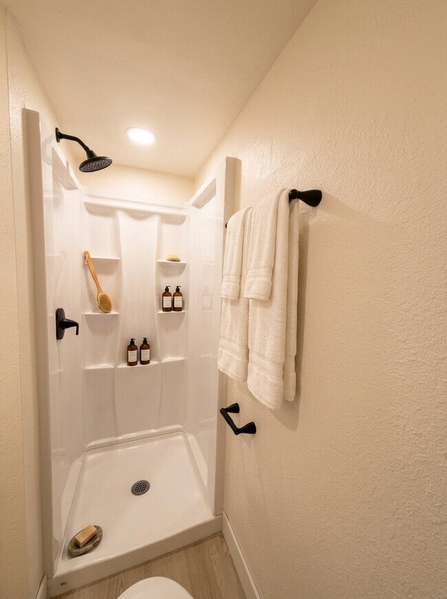 Building Photo - 3382 Eucalyptus Ave