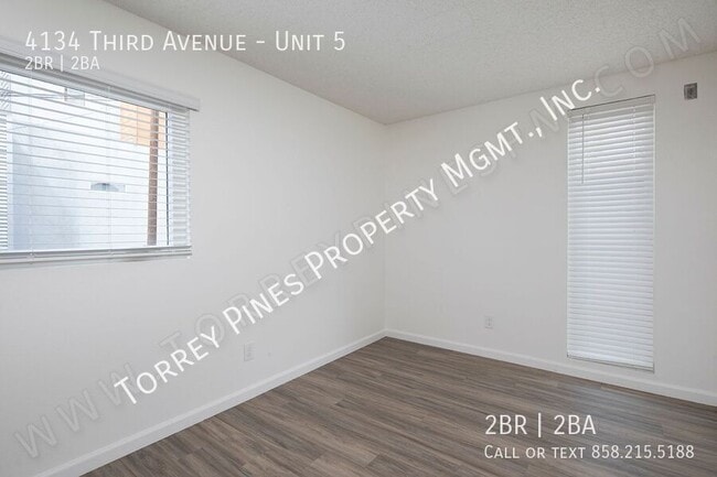 Building Photo - 4134 Third Avenue-Unit 5