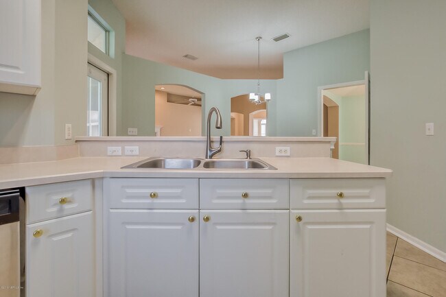 Building Photo - 442 Big Tree Rd