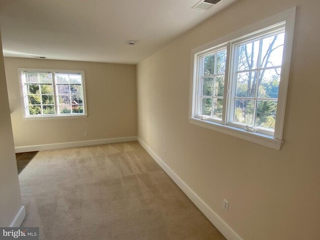 Building Photo - 7805 Accotink Pl