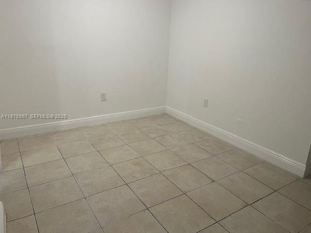 Building Photo - 13823 SW 90th Ave