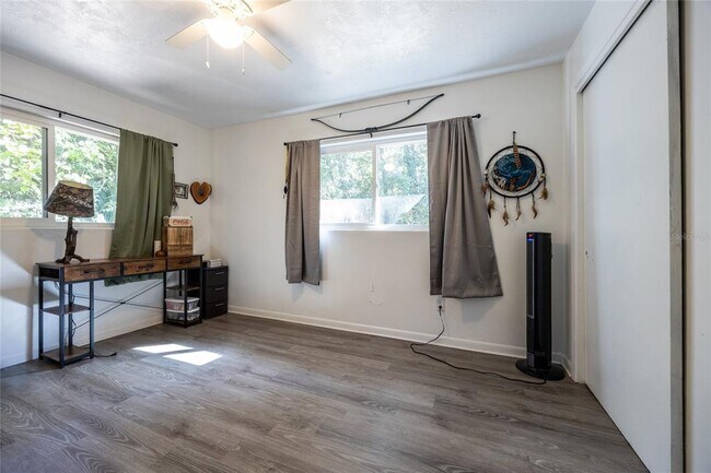 Building Photo - 749 NW 34th St