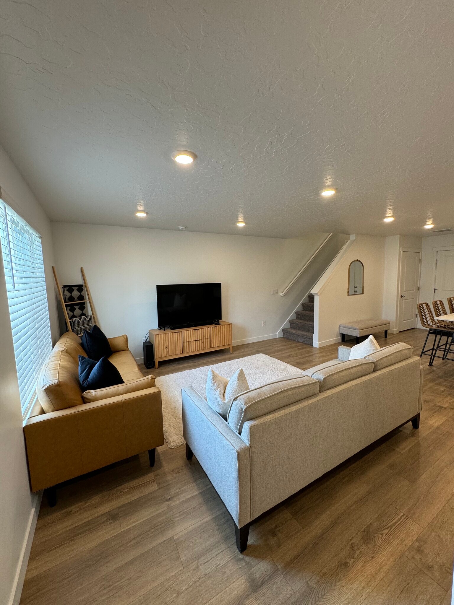 Building Photo - 1144 W Summit Ridge Pky